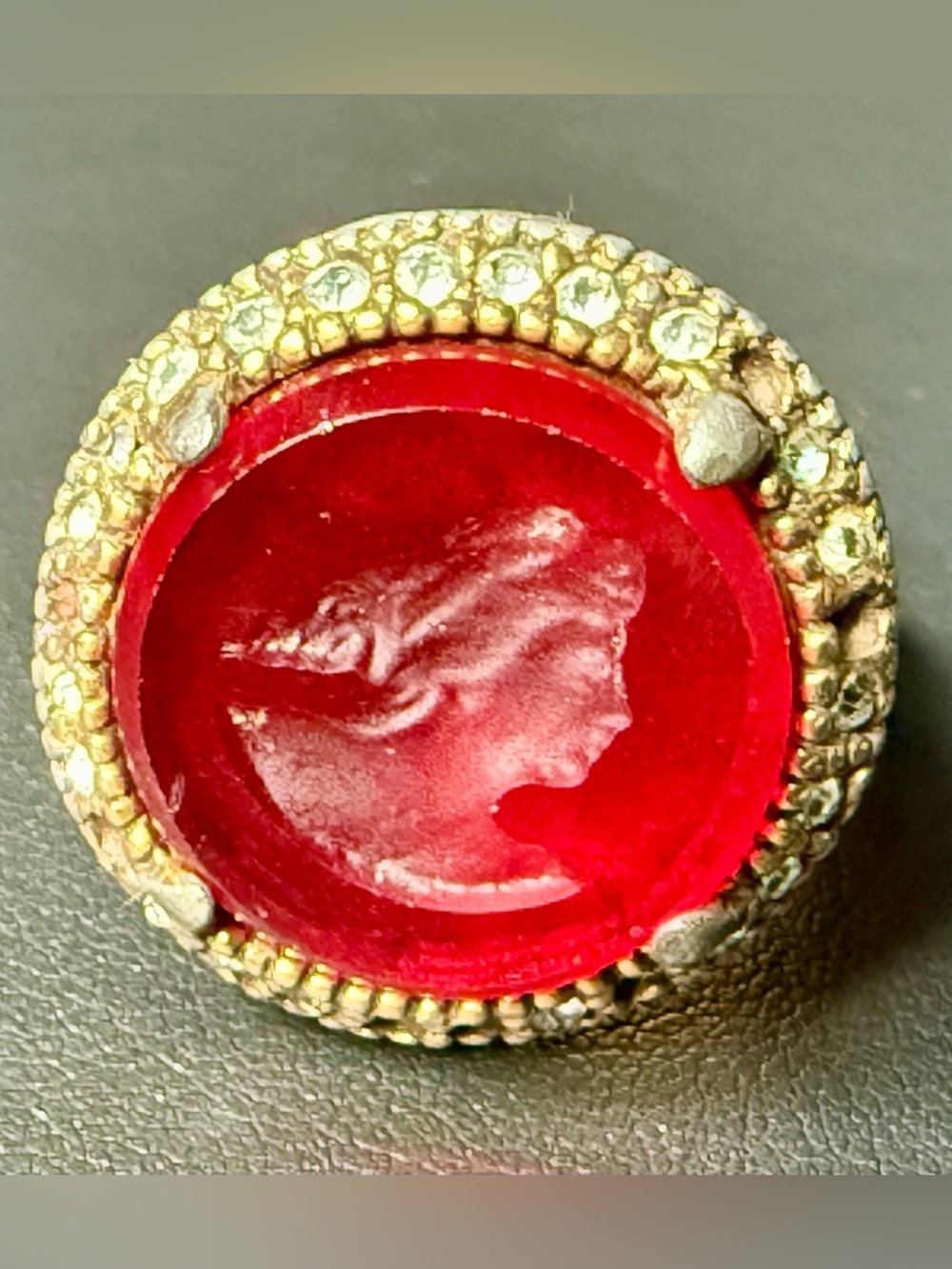 vtg Red Glass Cameo Ring